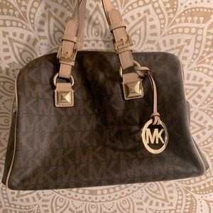 Michael Kors Signature Grayson